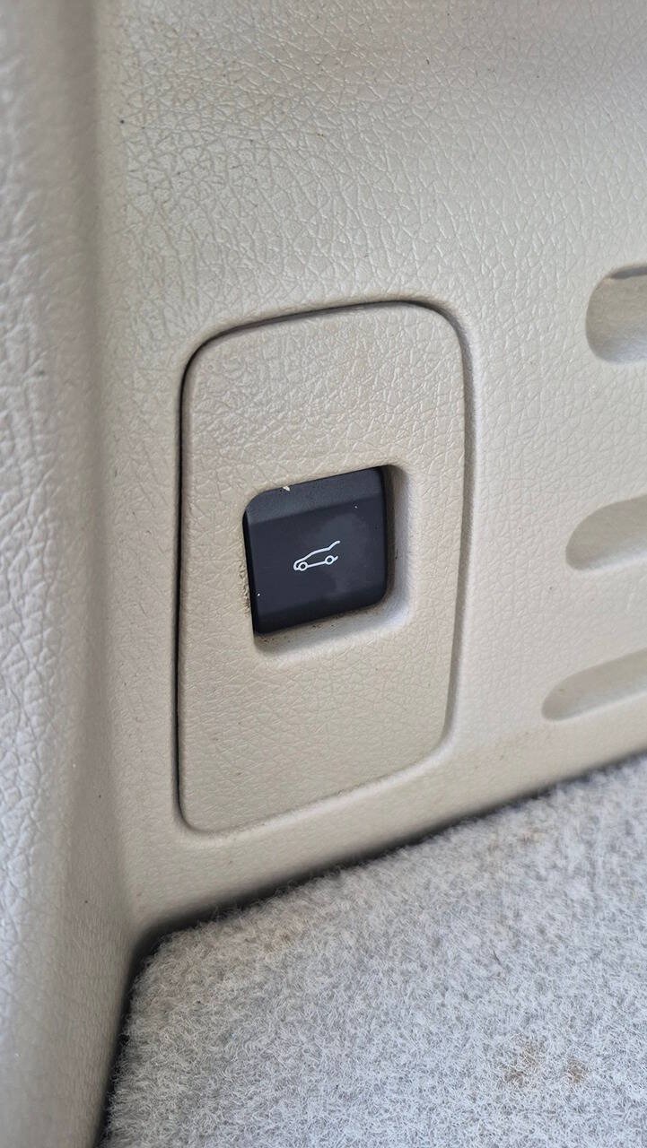 Used 2015 Lincoln MKX AWD w/ Equipment Group 102A image 44