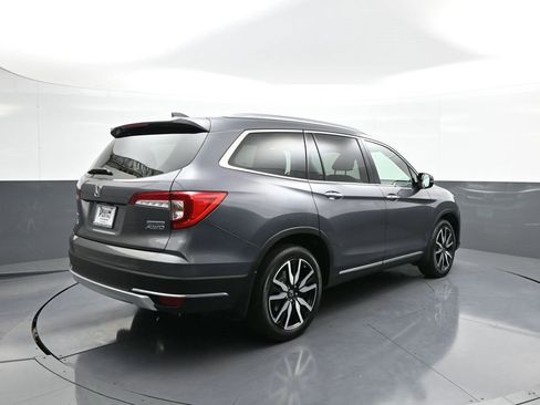 Certified 2022 Honda Pilot Touring image 6