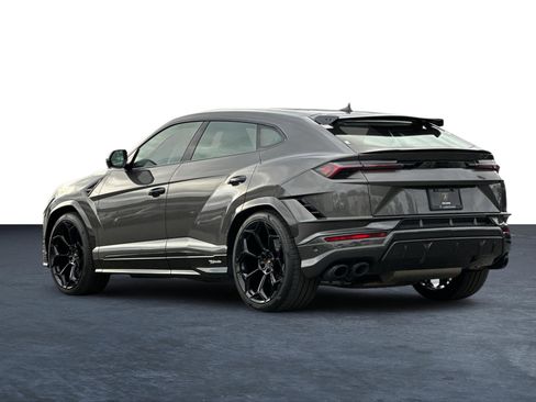 Used 2024 Lamborghini Urus Performante image 12