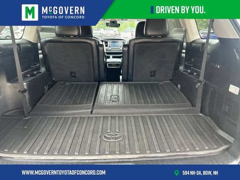 Used 2018 Toyota Highlander SE AWD/4WD image 13