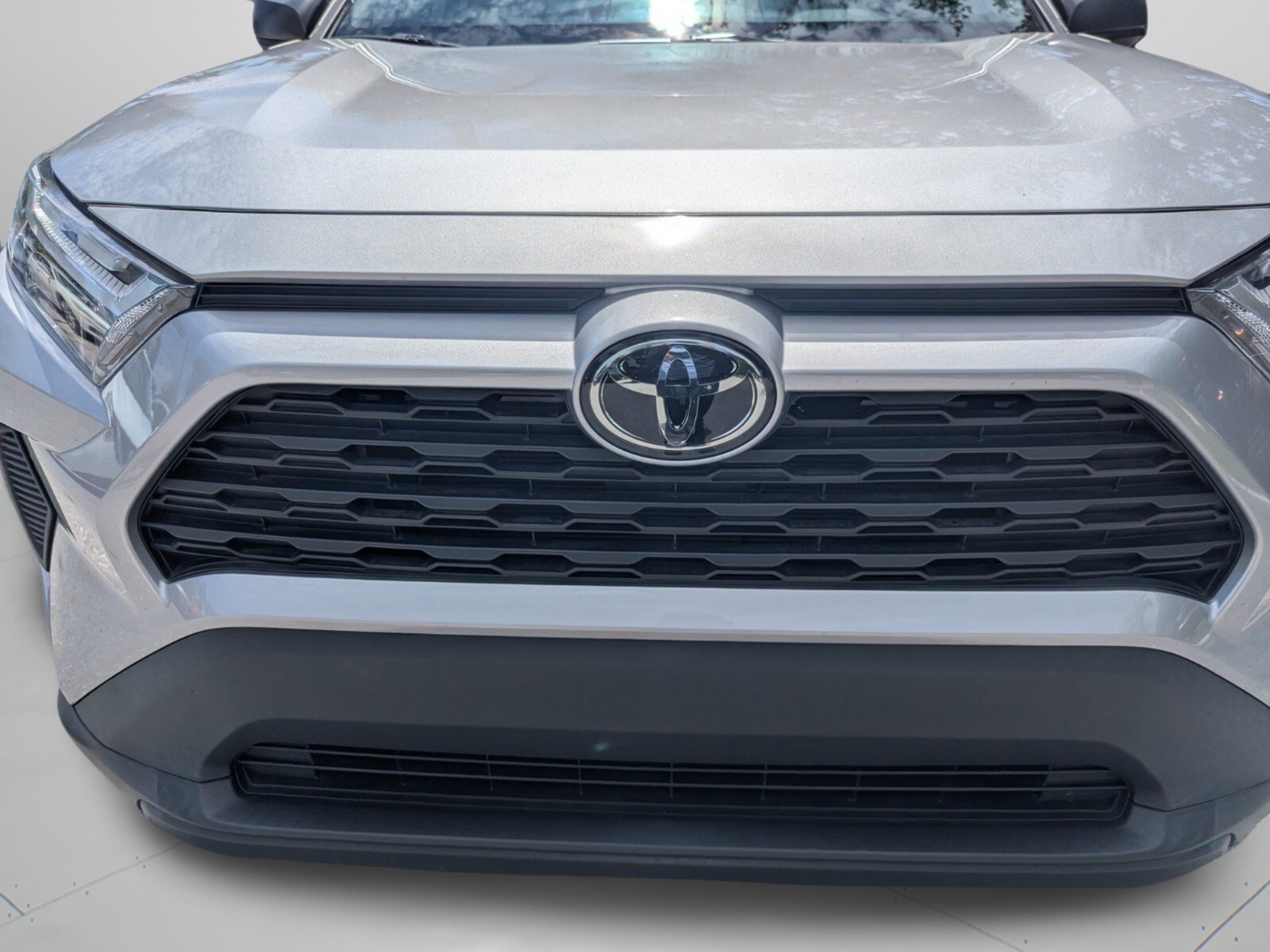 Used 2023 Toyota RAV4 LE FWD image 35