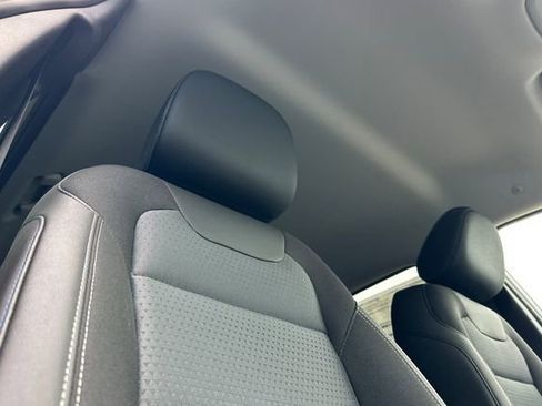 New 2026 Chevrolet Trax LT w/ Midnight Edition image 22