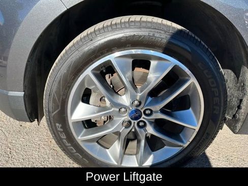 Used 2018 Ford Edge Titanium w/ Equipment Group 301A image 11