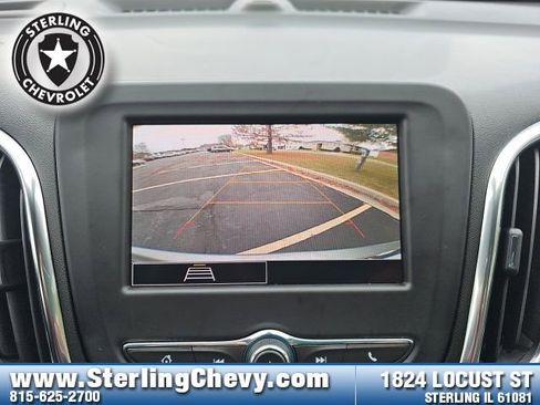 Used 2023 Chevrolet Equinox LS image 13