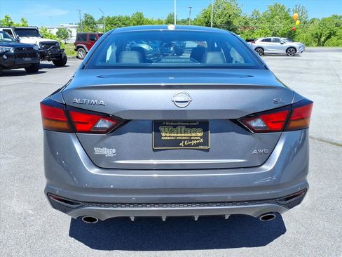 Used 2024 Nissan Altima 2.5 SL AWD/4WD image 18