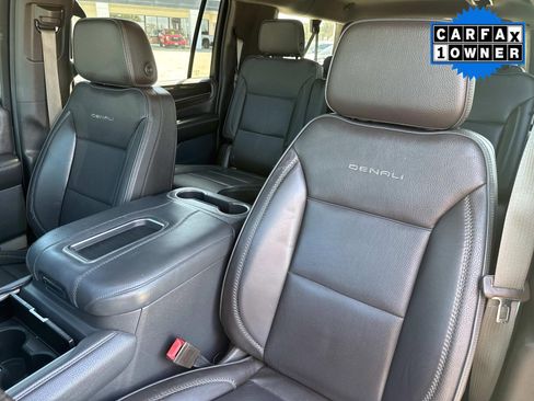 Used 2021 GMC Yukon XL Denali w/ Denali Premium Package image 26