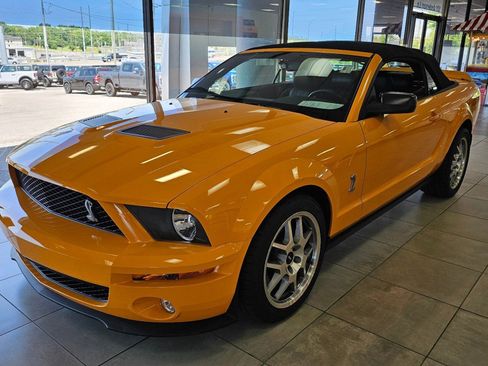 Used 2007 Ford Mustang Shelby GT500 RWD image 3