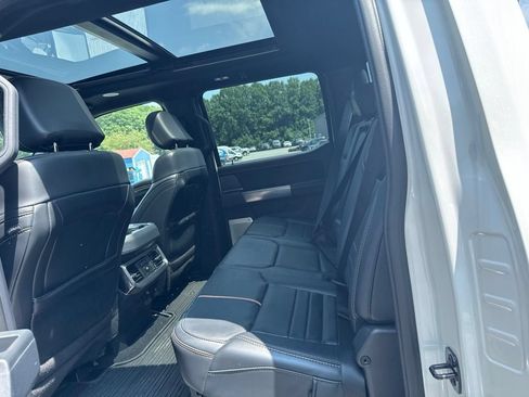 Used 2024 Ford F250 Platinum AWD/4WD image 10