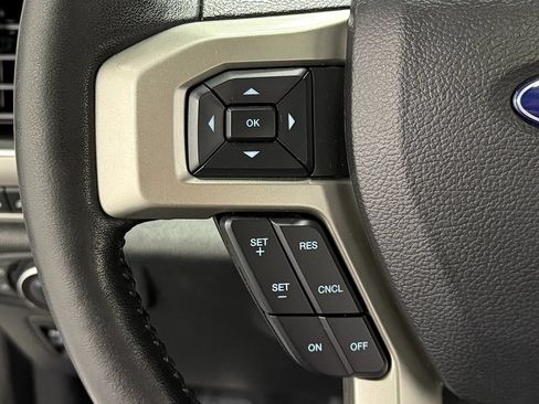 Used 2020 Ford F150 Lariat w/ Equipment Group 502A Luxury AWD/4WD image 16