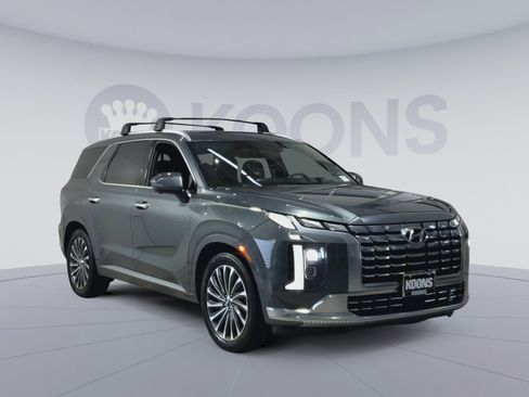 Used 2023 Hyundai Palisade Calligraphy AWD/4WD image 2