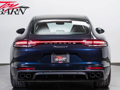 Used 2022 Porsche Panamera 4 Platinum Edition AWD/4WD image 4