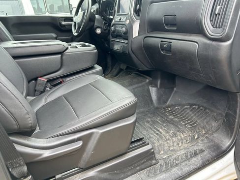 Used 2022 Chevrolet Silverado 2500 W/T RWD image 11