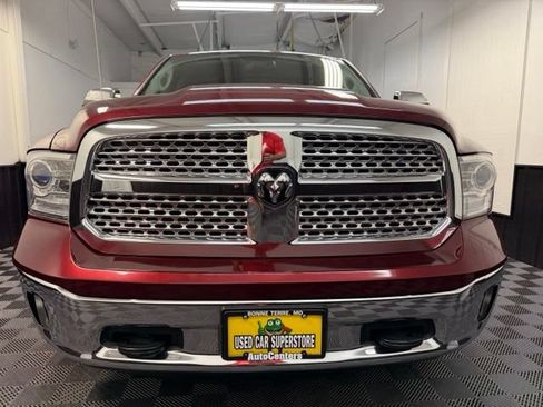 Used 2017 RAM 1500 Laramie AWD/4WD image 2