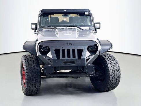 Used 2016 Jeep Wrangler Sport AWD/4WD image 2