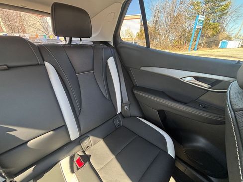 Used 2024 Buick Envision Sport Touring image 38