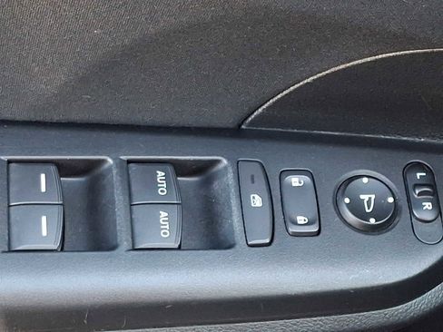 Used 2018 Honda Civic EX image 26