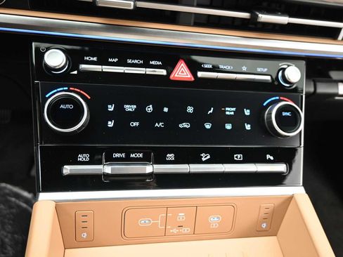 New 2026 Hyundai Santa Fe Limited AWD/4WD image 19
