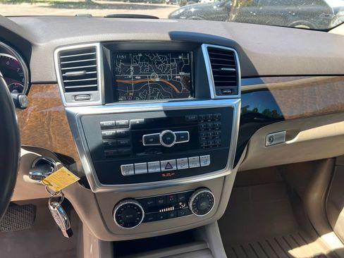 Used 2015 Mercedes-Benz ML 350 4MATIC image 12