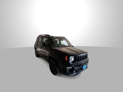 Used 2022 Jeep Renegade Altitude w/ Convenience Group AWD/4WD image 2