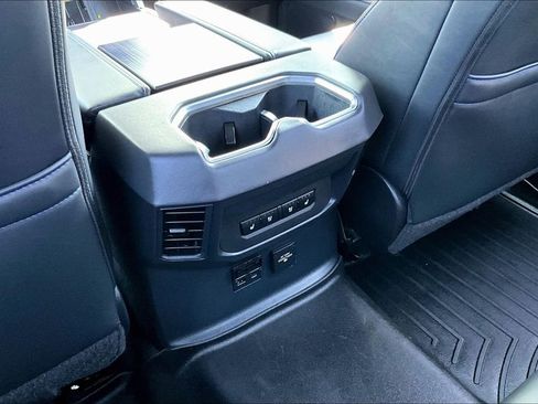 Used 2023 Toyota Tundra Platinum image 34