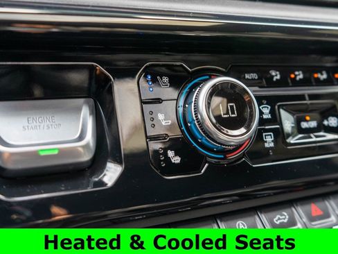 Used 2024 GMC Sierra 1500 AT4 w/ AT4 Preferred Package AWD/4WD image 8