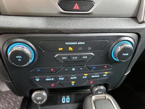 Used 2019 Ford Ranger XLT w/ Equipment Group 302A Luxury image 18