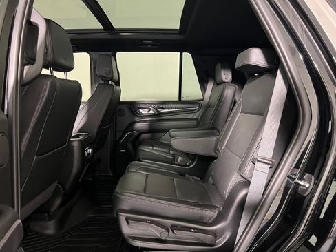 Used 2024 GMC Yukon Denali image 13