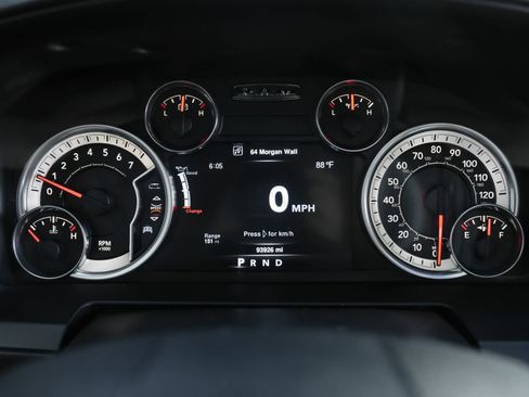 Used 2016 RAM 1500 Laramie w/ Convenience Group AWD/4WD image 9