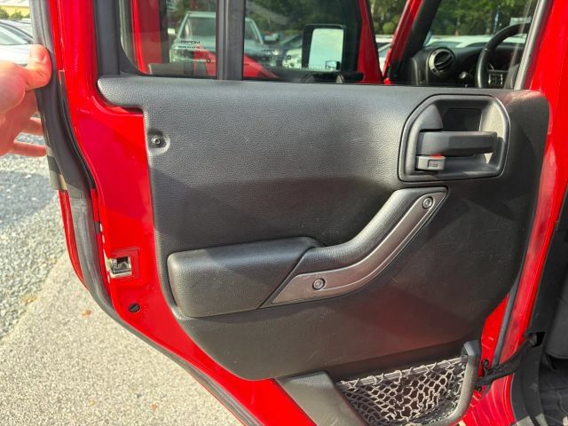 Used 2017 Jeep Wrangler Unlimited Sport w/ Quick Order Package 24S AWD/4WD image 18