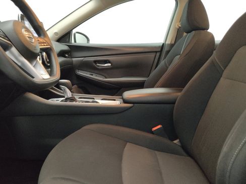 Used 2023 Nissan Sentra SV FWD image 17