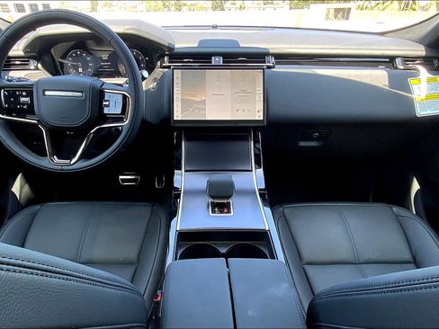 New 2026 Land Rover Range Rover Velar Dynamic SE image 7
