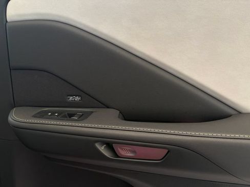 New 2026 Lexus TX 550h AWD Plug-In Hybrid image 21