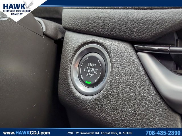 Used 2025 Cadillac XT4 Sport AWD/4WD image 18