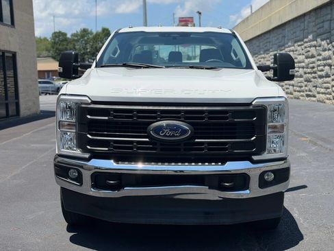 Used 2023 Ford F250 XL w/ Snow Plow Prep Package AWD/4WD image 4
