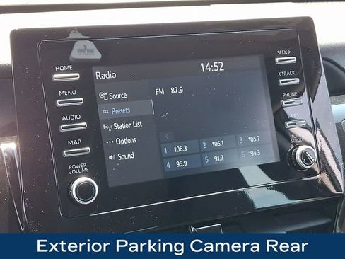 Used 2024 Toyota Camry SE FWD image 12