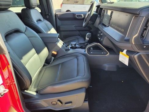 New 2025 Ford Bronco Badlands AWD/4WD image 12