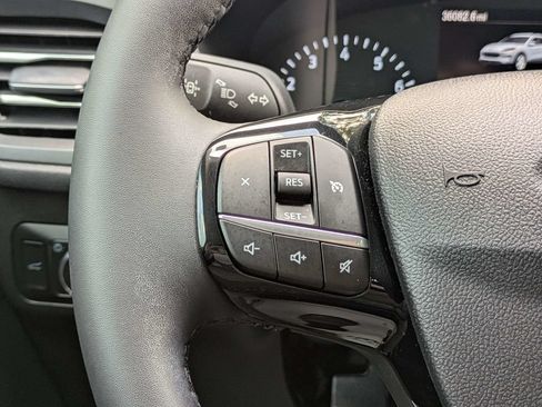 Used 2022 Ford Escape SEL AWD/4WD image 25