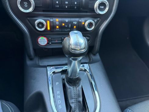 Used 2016 Ford Mustang Coupe w/ Equipment Group 051A RWD image 27