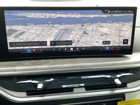 New 2026 BMW X5 sDrive40i w/ Premium Package image 18