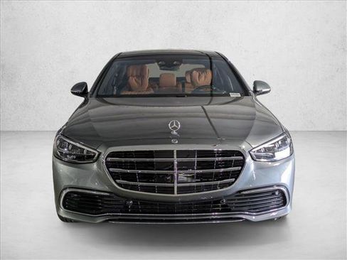 Used 2026 Mercedes-Benz S 580 4MATIC Sedan image 2