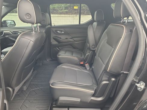 Used 2023 Chevrolet Traverse Premier w/ Redline Edition AWD/4WD image 21