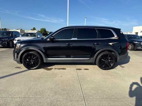 Used 2022 Kia Telluride SX FWD image 2