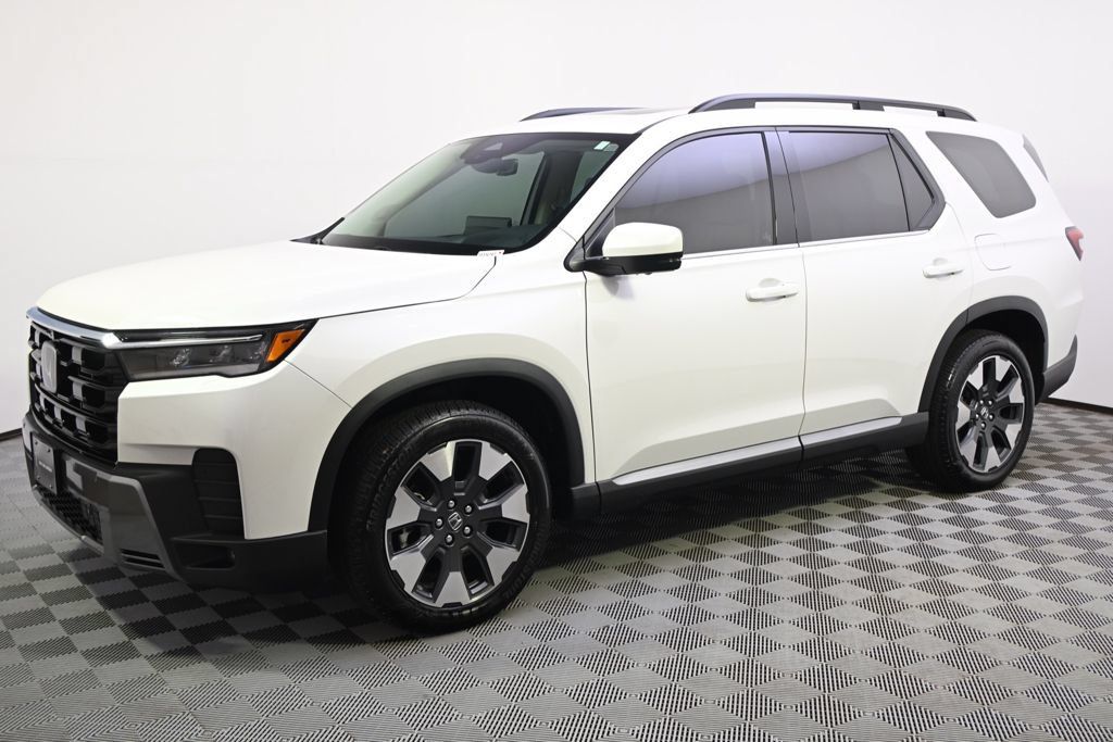 Used 2026 Honda Pilot Elite image 2