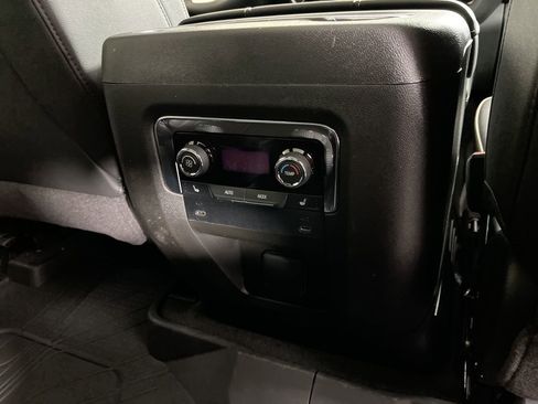 New 2026 Chevrolet Tahoe Premier w/ Sun And Tow Package AWD/4WD image 18