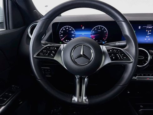 Certified 2026 Mercedes-Benz GLA 250 image 18