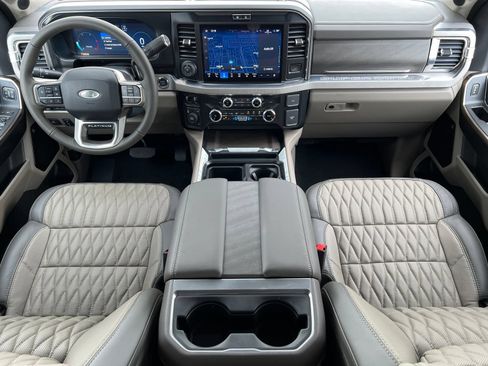 New 2026 Ford F350 Platinum w/ Platinum Plus Package AWD/4WD image 2