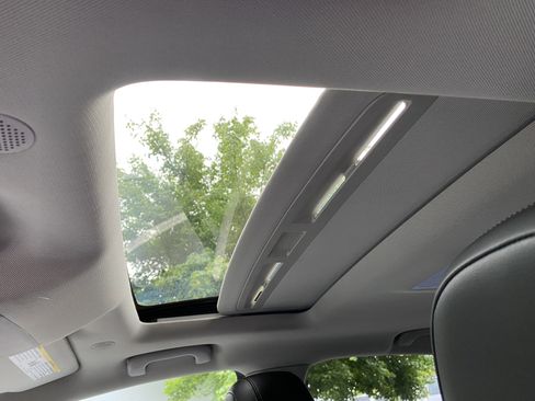 Used 2015 Buick Encore Premium FWD image 32