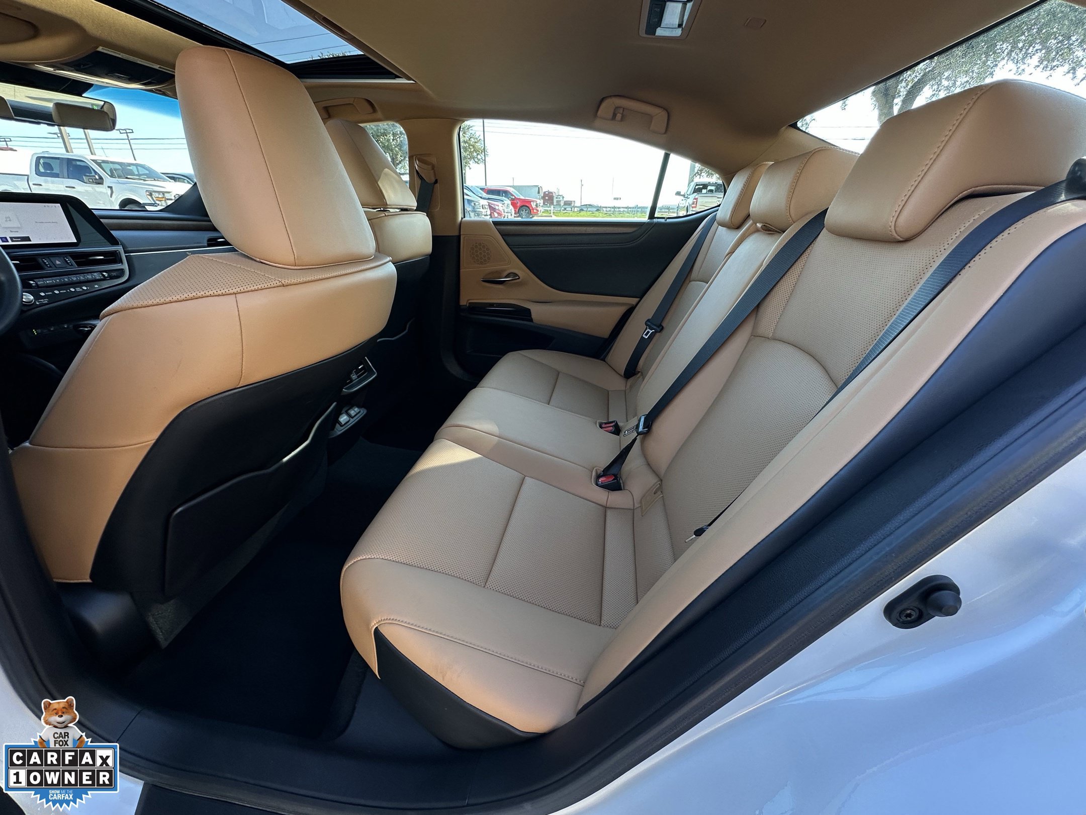 Used 2023 Lexus ES 350 w/ Premium Package FWD image 29