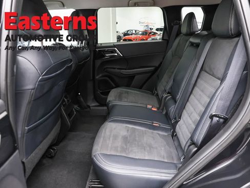 Used 2024 Mitsubishi Outlander SE AWD/4WD image 21