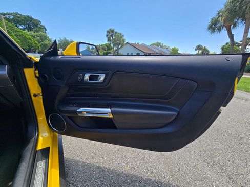 Used 2018 Ford Mustang Premium w/ Equipment Group 201A RWD image 18